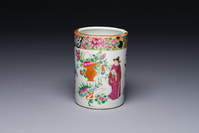 A Chinese Canton famille rose 'Wu Shuang Pu' brush pot, 19th C.