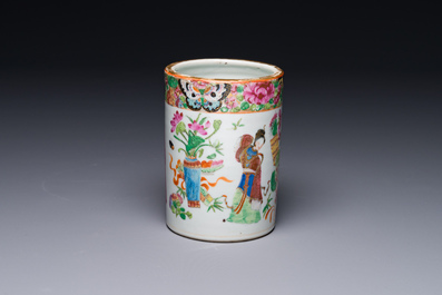 A Chinese Canton famille rose 'Wu Shuang Pu' brush pot, 19th C.
