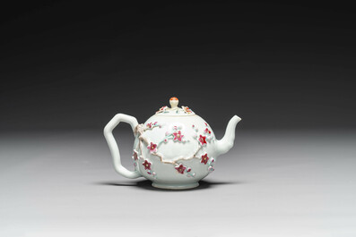Collection vari&eacute;e en porcelaine de Chine famille rose, Yongzheng/Qianlong