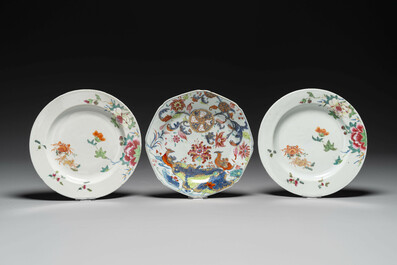 Zes Chinese famille rose borden met floraal decor, Qianlong