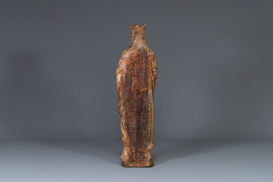 Figure de Vierge &agrave; l'Enfant en ch&ecirc;ne sculpt&eacute; polychrome, France, 2&egrave;re moiti&eacute; du 16&egrave;me