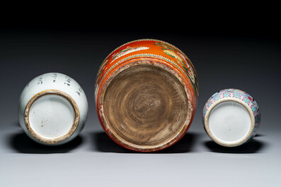Two Chinese famille rose vases and a jardiniere, 19/20th C.