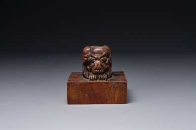 A Chinese sculpted hongmu wooden 'Jiaqing Yubi Zhibao 嘉慶御筆之寶' seal, 20th C.