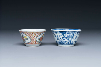 Collection vari&eacute;e de 18 pi&egrave;ces en porcelaine de Chine en bleu et blanc et famille rose, Kangxi/Yongzheng
