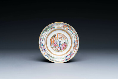 Une terrine couverte &agrave; deux compartiments et une assiette monogramm&eacute;e en porcelaine de Chine famille rose de Canton, 19&egrave;me