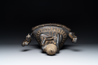 Bouddha Shan en bronze avec traces de dorure, Birmanie, 16/17&egrave;me
