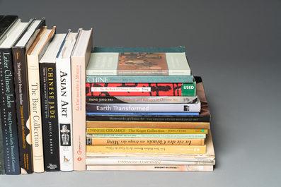 A varied collection of 55 Chinese art reference books mainly on lacquer work, jade and paintings