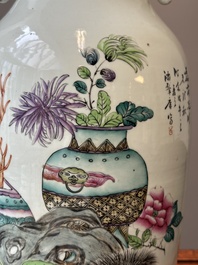 Vase en porcelaine de Chine famille rose, sign&eacute; Pan Zhaotang 潘肇唐, dat&eacute; 1918