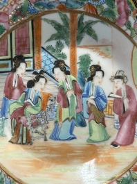 Een 11-delig Chinees Canton famille rose theeservies, 19e eeuw