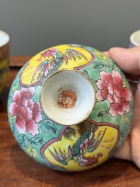 Twee Chinese famille rose 'chupu' dekselkommen voor de Straits of Peranakan markt, Tongzhi merk en periode