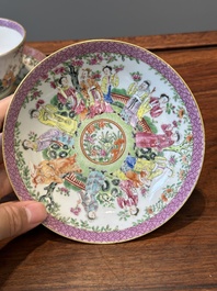 Een paar Chinese Canton famille rose koppen en schotels, 19e eeuw