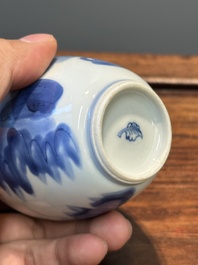 A Chinese blue and white tea caddy and two teapots, Kangxi/Qianlong
