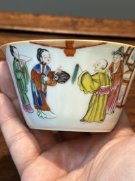 Een zeldzame set van tien Chinese famille rose kommen in oplopend formaat met erotisch decor, Daoguang merk en periode