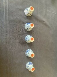 Vijf Chinese blauw-witte stem cups uit het Hatcher scheepswrak, Transitie periode