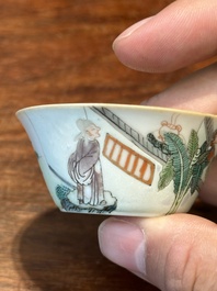 Een zeldzame set van tien Chinese famille rose kommen in oplopend formaat met erotisch decor, Daoguang merk en periode