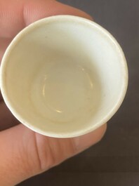 Vijf Chinese blauw-witte stem cups uit het Hatcher scheepswrak, Transitie periode