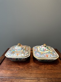 Een paar 'CSM' gemonogrammeerde Chinese famille rose dekselterrines, Jiaqing