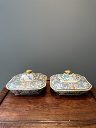 Een paar 'CSM' gemonogrammeerde Chinese famille rose dekselterrines, Jiaqing