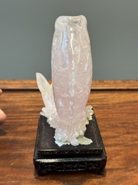 Groupe de sculptures en lapis-lazuli, quartz rose et autres pierres pr&eacute;cieuses, Chine, 19/20&egrave;me