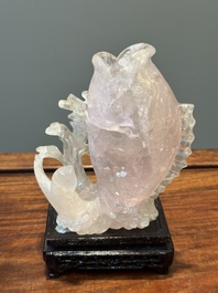 Groupe de sculptures en lapis-lazuli, quartz rose et autres pierres pr&eacute;cieuses, Chine, 19/20&egrave;me