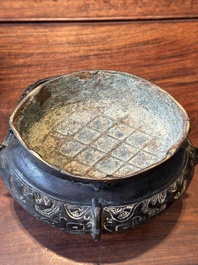 A Chinese bronze ritual wine vessel and cover, 'you', Yuan/Ming
