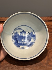 A Chinese blue and white 'Hatcher cargo' bowl with floral design, Transitional period
