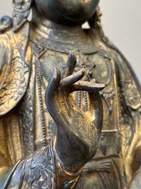 Grande sculpture en bronze laqu&eacute; et dor&eacute; repr&eacute;sentant un Bodhisattva, Chine, Ming