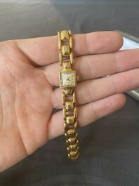 Vintage two-tone 18k gold Rolex, small ladies precision wristwatch, double fold clasp, 2nd/3rd quarter 20th C.