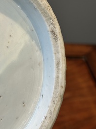 Een Chinese blauw-witte flesvormige vaas met geleerden, Transitie periode