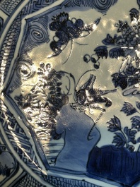 Two Chinese blue and white kraak porcelain dishes with birds and insects, Wanli