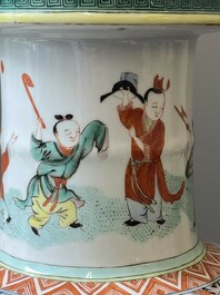 A Chinese famille verte rouleau vase with narrative design, 19th C.