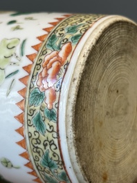 A Chinese famille verte 'mandarin duck and lotus' rouleau vase , 19th C.