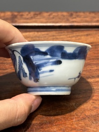 Zeven Chinese blauw-witte koppen en zes schotels, Transitie periode/vroeg Kangxi