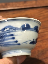 Zeven Chinese blauw-witte koppen en zes schotels, Transitie periode/vroeg Kangxi