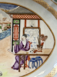 Een ovale Chinese Canton famille rose kom met figuratief decor, 19e eeuw