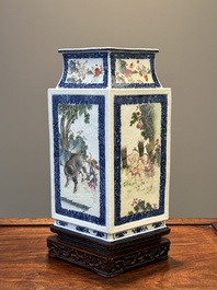 Een zeldzame Chinese ruitvormige Canton famille rose 'visser, houthakker, boer en geleerde 漁樵耕讀圖' vaas, Qianlong