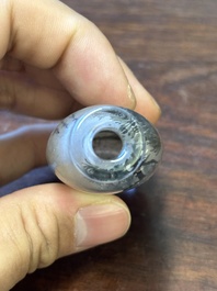 Trois tabati&egrave;res en verre peint &agrave; l'int&eacute;rieur, Chine, 20&egrave;me
