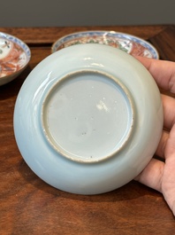 Een verzameling van 23 Chinese koppen en schotels, Kangxi/Qianlong