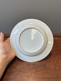 Five Chinese famille rose plates with floral design, Yongzheng/Qianlong