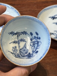 Een verzameling van 23 Chinese koppen en schotels, Kangxi/Qianlong