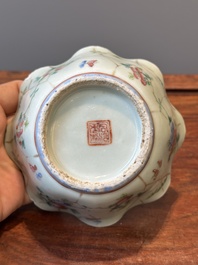 Une collection vari&eacute;e de huit pi&egrave;ces en porcelaine de Chine famille rose, 18/19&egrave;me
