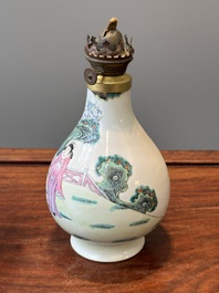 Une collection vari&eacute;e de huit pi&egrave;ces en porcelaine de Chine famille rose, 18/19&egrave;me