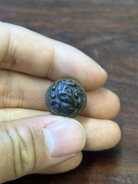 Trois tabati&egrave;res en verre peint &agrave; l'int&eacute;rieur, Chine, 20&egrave;me