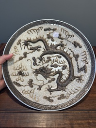 Two pairs of Chinese blue and white Nanking crackle-glazed 'dragon' vases and a dish, Chenghua mark, 19th C.