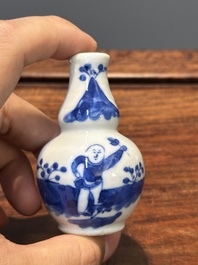 A varied collection of 45 pieces Chinese porcelain, Kangxi and later