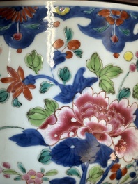 A pair of large Chinese famille rose jars and covers with floral design, Qianlong
