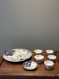 Collection de sept pi&egrave;ces en porcelaine de Chine famille rose &agrave; d&eacute;cor de feuilles de tabac, Qianlong