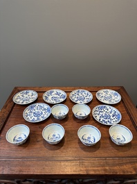 Een verzameling van 23 Chinese koppen en schotels, Kangxi/Qianlong