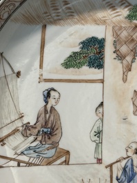 Een fijn Chinees famille rose eierschaal bord met het verhaal van 'De ossenherder en de weefster', Yongzheng