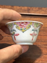 Five Chinese famille rose cups and six saucers with floral decor, Yongzheng/Qianlong